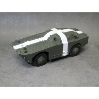 BRDM  GRÜN PANZER 1:72 FERTIGMODELL