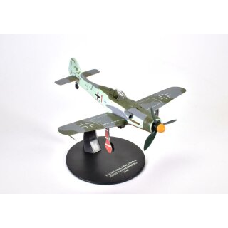 Focke Wulf 190 D-9 Sachsenberg 1945 1:72 Die-Cast Metall