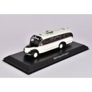 REO Speedwagon  Bus Fertigmodell aus Die-Cast Metall...