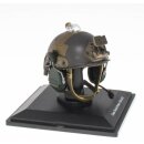 Historischer Model Helm 1:5  Tacticak Striker Helm USA 2017 in Vitrine
